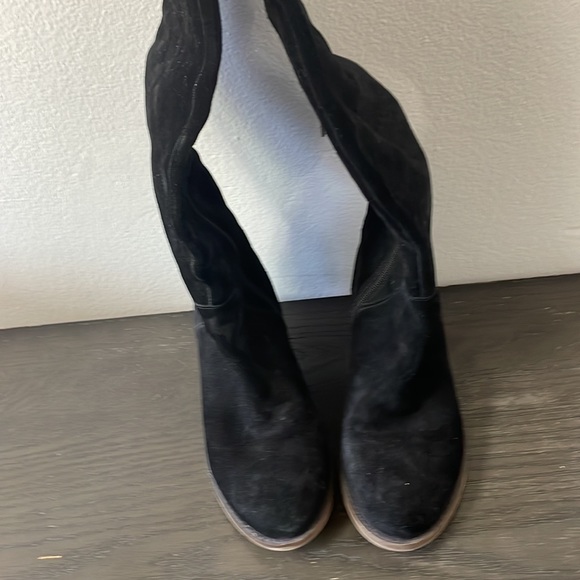 Women’s size 7.5 lucky brand black boot - Picture 3 of 7